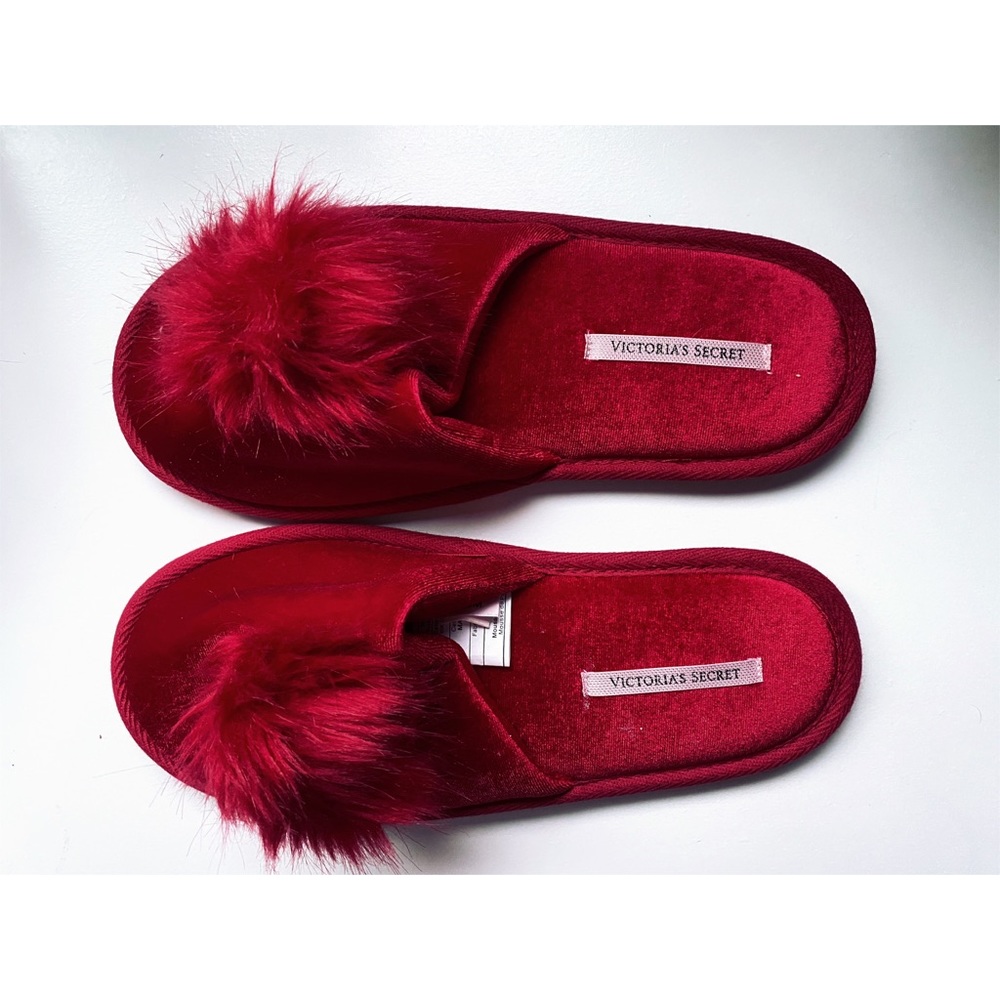 Victoria’s Secret Slippers